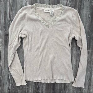 St. John’s Bay Cream Ribbed Lace Trim V-Neck Shirt